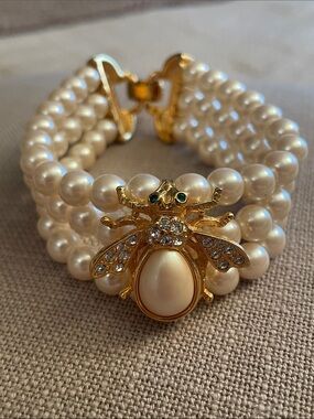 Joan Rivers Gold Bee Pearl Multi-Strand Bracelet - Ivory Pearls